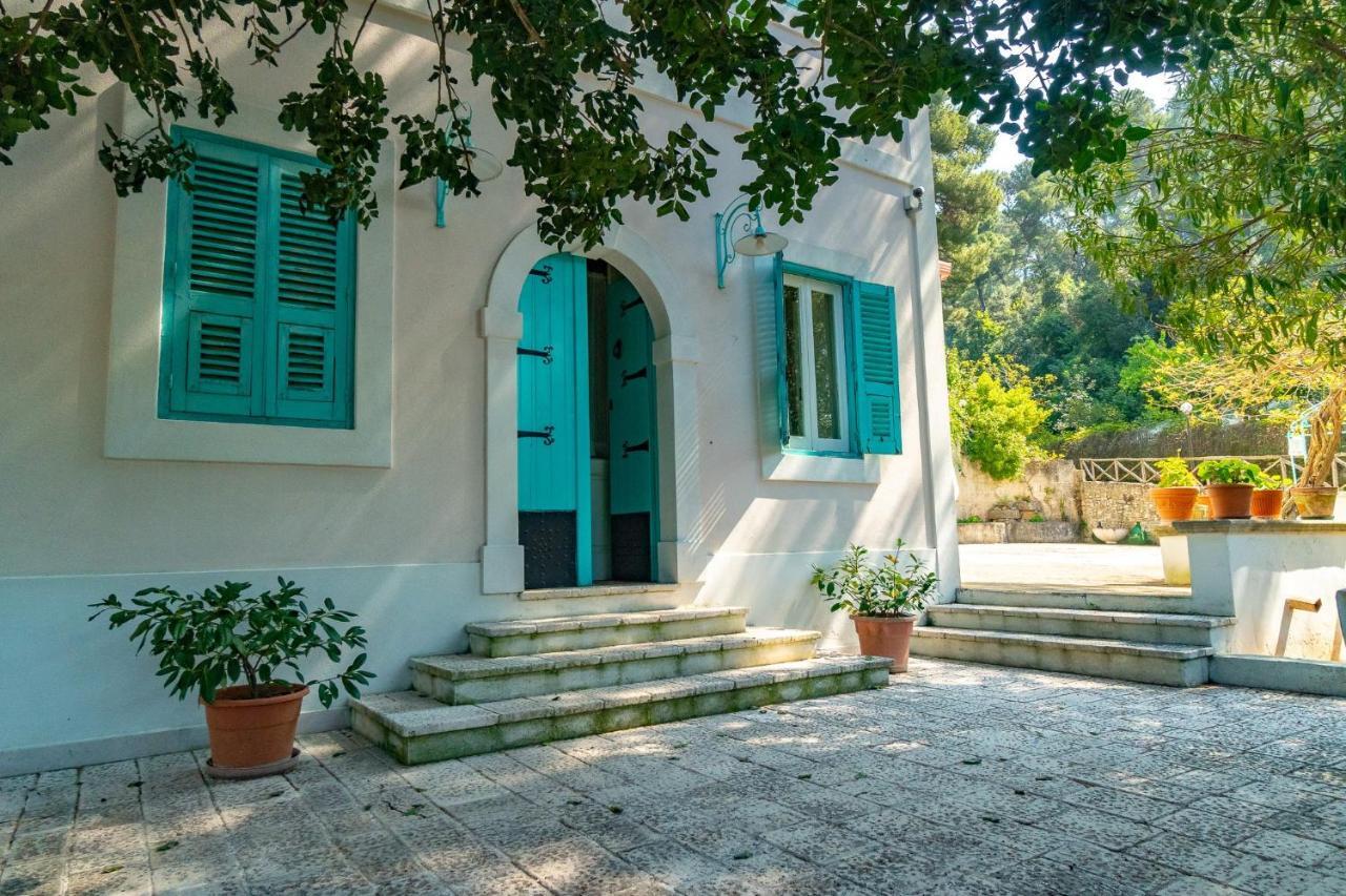 Les Chandelles Vico Del Gargano Exterior photo